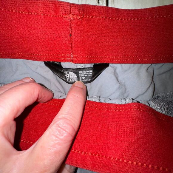 The North Face Hiking Shorts Men Small Gray Zip Pocket Nylon Outdoor Drawstring - Picture 6 of 7